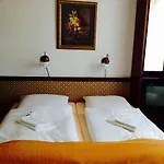 Отель Thueringer Hof 3*
